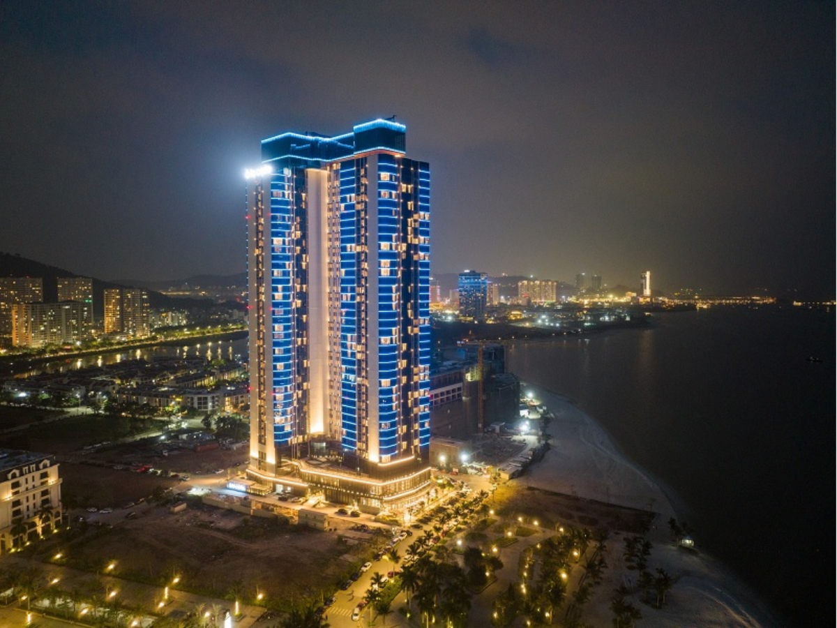 À LA CARTE HẠ LONG – QUẢNG NINH